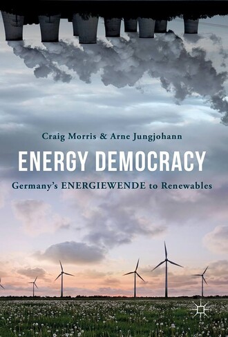 Arne Jungjohann je spoluautorem knihy Energy Democracy.
