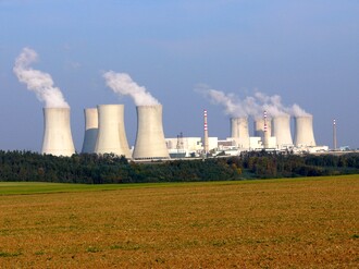 Infrastruktura pro jadernou energetiku je nesmírně drahá, jen dokompletace JE Dukovany v letech 1988 až 2005 vyšla na 15 miliard korun.