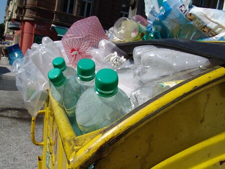 V Novém Jičíně jsou kontejnery na plast, papír a sklo na 91 místech. Ilustrační foto