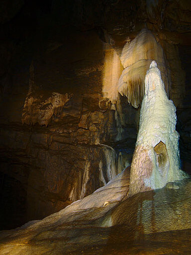 Podle něj je nyní v celém krasovém území velmi nízký vodní stav, což ale koresponduje s vodní situací v celém Česku. Na snímku Amatérská jeskyně.