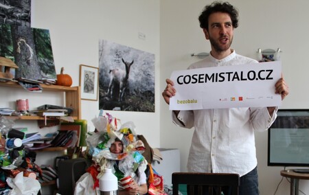 Petr Hanzel, ředitel organizace Bezobalu, mluví o největší české osvětově kampani zaměřené na předcházení vzniku odpadu a zároveň o jedné z největších crowdfundingových sbírek v Česku.