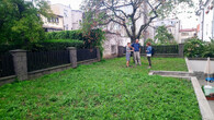 Dvůr se zahradou Nad Sokolovnou v Praze