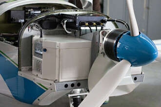 Elektrický motor použitý dvoumístného letadla vyvinuli v kunovické společnosti Evektor, která dnes patří mezi přední konstrukční a vývojové kanceláře v České republice.