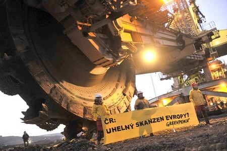 Podle ČSSD i Greenpeace současná vláda nemá právo rozhodovat o prolomení těžebních limitů