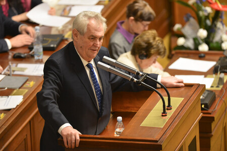 Zeman prosazuje, aby Sněmovna přistoupila na senátní verzi zákona o národních parcích.