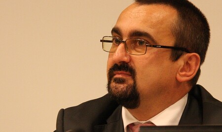 Europoslanec za ČSSD Pavel Poc na semináři o nedostatku odborníků v energetice, zejména jaderné.