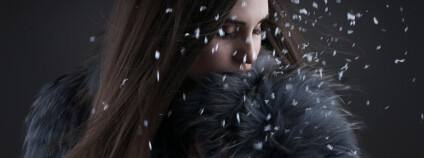 Dívka v kožešině Foto: ABulash / Shutterstock.com