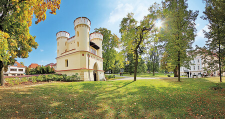 Zámecký park ve Vlašimi je podle autora článku dobrým příkladem, kde se při rekonstrukci podařilo skloubit zájmy ochrany památek a ochrany přírody
