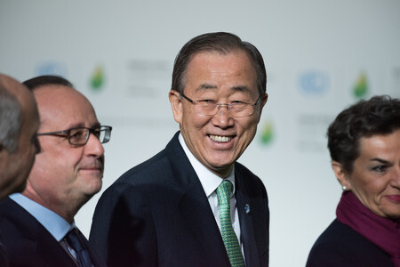 Šéf OSN dnes na klimatické konferenci v Maroku také prohlásil, že pařížské ujednání je nyní nezastavitelné. Na snímku Pan Ki-mun na klimatické konferenci v Paříži 2015