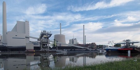 Zároveň je ale spalování uhlí v současnosti nepostradatelné pro zajištění energetické bezpečnosti Německa. Podle Agentury pro obnovitelné zdroje loni hnědouhelné elektrárny vyrobily 23,8 procenta veškeré německé elektřiny, černouhelné elektrárny 18,1 procenta
