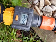 podzemní nádrž na dešťovou vodu průtokoměr