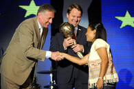 Předání hlavní ceny Energy Globe World Award 2009.