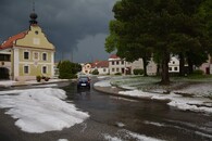 Borovany kroupy květen 2016