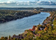 Řeka Colorado v texaském Astinu