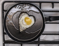 Vejce na teflonové pánvi