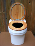 kompostovací toaleta