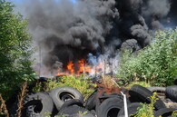 požár pneumatik Kladno