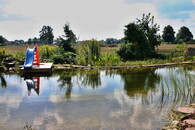 přírodní koupací jezírko