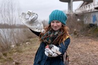 úklid říčního břehu