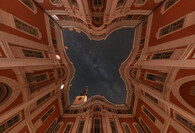 Broumovský klášter a noční obloha