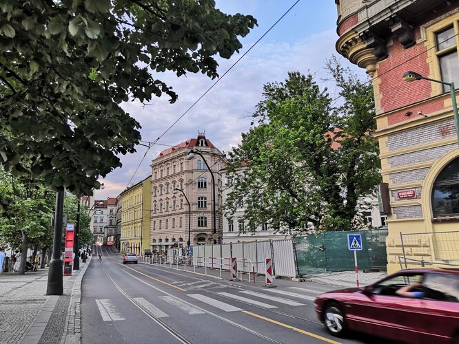 Měla by vzniknout nová zastávka Karlovy lázně ve směru od Národního divadla.