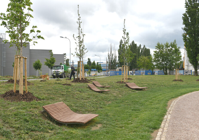 V Brně je park na břehu Ponávky.