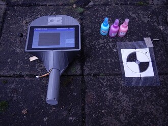 Zařízení pro detekci společenstev mikroorganismů.