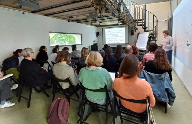 Seminářů se účastní zástupci samospráv, úředníků, odborníků i veřejnosti.