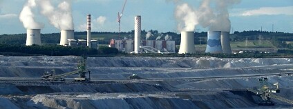 Důl a elektrárna Turów Foto: Jiří Bernard Wikimeda Commons