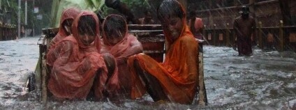 Foto: Flickr@India water Portal/Supriya Biswas; / Flickr