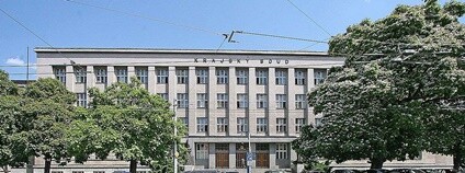 Krajský soud v Hradci Králové Foto: Prazak Wikimedia Commons