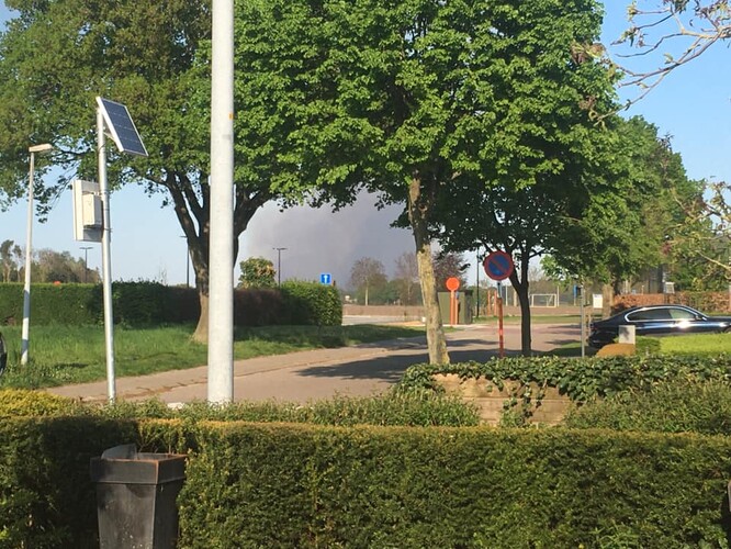 Požár v přírodní rezervaci u obce Oud-Turnhout v Belgii.