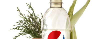Recyklovatelná lahev PepsiCo z rostlinných materiálů.