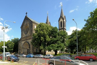 Karlínské náměstí dnes. (Obrázek z výstavy "Jak se tvoří město")