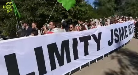 Severočeské doly (SD) budou vymáhat soudní cestou škodu, kterou podle těžařů způsobili loni v létě účastníci protestu proti těžbě uhlí, kteří nečekaně vnikli do dolu Bílina. / Ilustrační foto