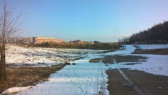 Demoliční odpady ve Zbýšově.