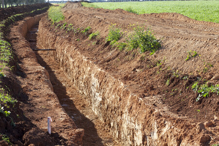 Ta čtyři slůvka, „řízení podle tohoto zákona“, znamenají, že – projde-li novela i Senátem – veřejnost z velké řady takových řízení vypadne.