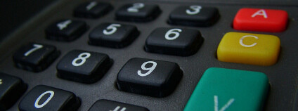 Klávesnice na bankomatu Foto: Mathias Puentedura Flickr.com