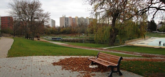 Pohled na nový Biotop Lhotka (2018).