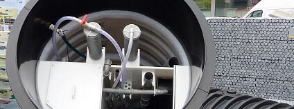 Obec s přibližně třemi stovkami stálých obyvatel, k níž patří místní části Doubravice, Podhořany a Dvořiště, by si vybudování běžné kanalizační sítě a obecní čistírny odpadních vod nemohla dovolit. Díky dotaci za projekt zaplatí odhadem čtyři miliony korun. / ilustrační foto