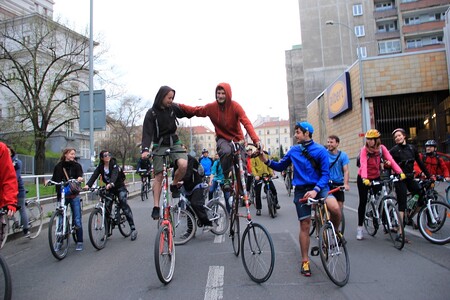 Cyklojízda startuje v sobotu 16.4. ve 13.00 na náměstí Jiřího z Poděbrad a zhruba po dvou hodinách skončí na náměstí Winstona Churchilla. Ilustrační foto.