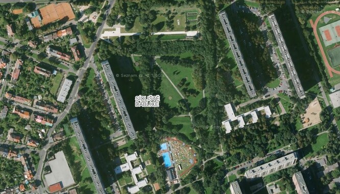 Sídliště Ďáblice z ptačí perspektivy.