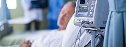 Monitor srdečního tepu v nemocnici Foto: Depositphotos