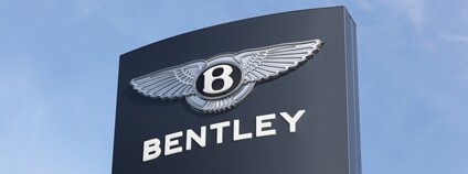 Cedule s logem Bentley Foto: Depositphotos