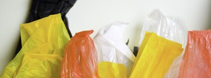 Plastové tašky Foto: Depositphotos