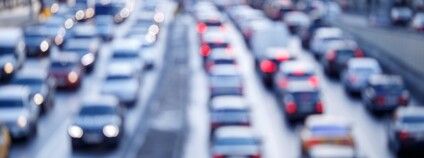 Doprava na dálnici Foto: Depositphotos