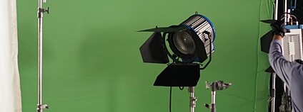 Filmové světlo na zeleném pozadí Foto: Depositphotos