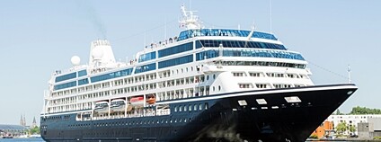 Velká výletní loď Foto: Depositphotos