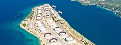 Terminál LNG na ostrově Krk v Chorvatsku Foto: Depositphotos