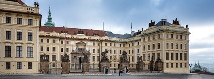 Hradčanské náměstí Foto: Rudolf_Prchlik Depositphotos